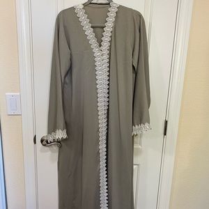 Gray and White Abaya W/ Flower Details